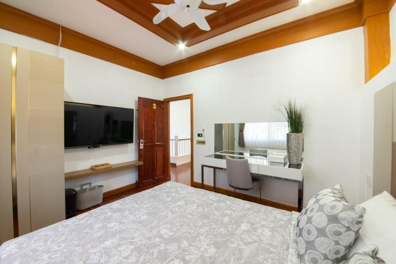 Villa Rudi House à Patong Extérieur photo
